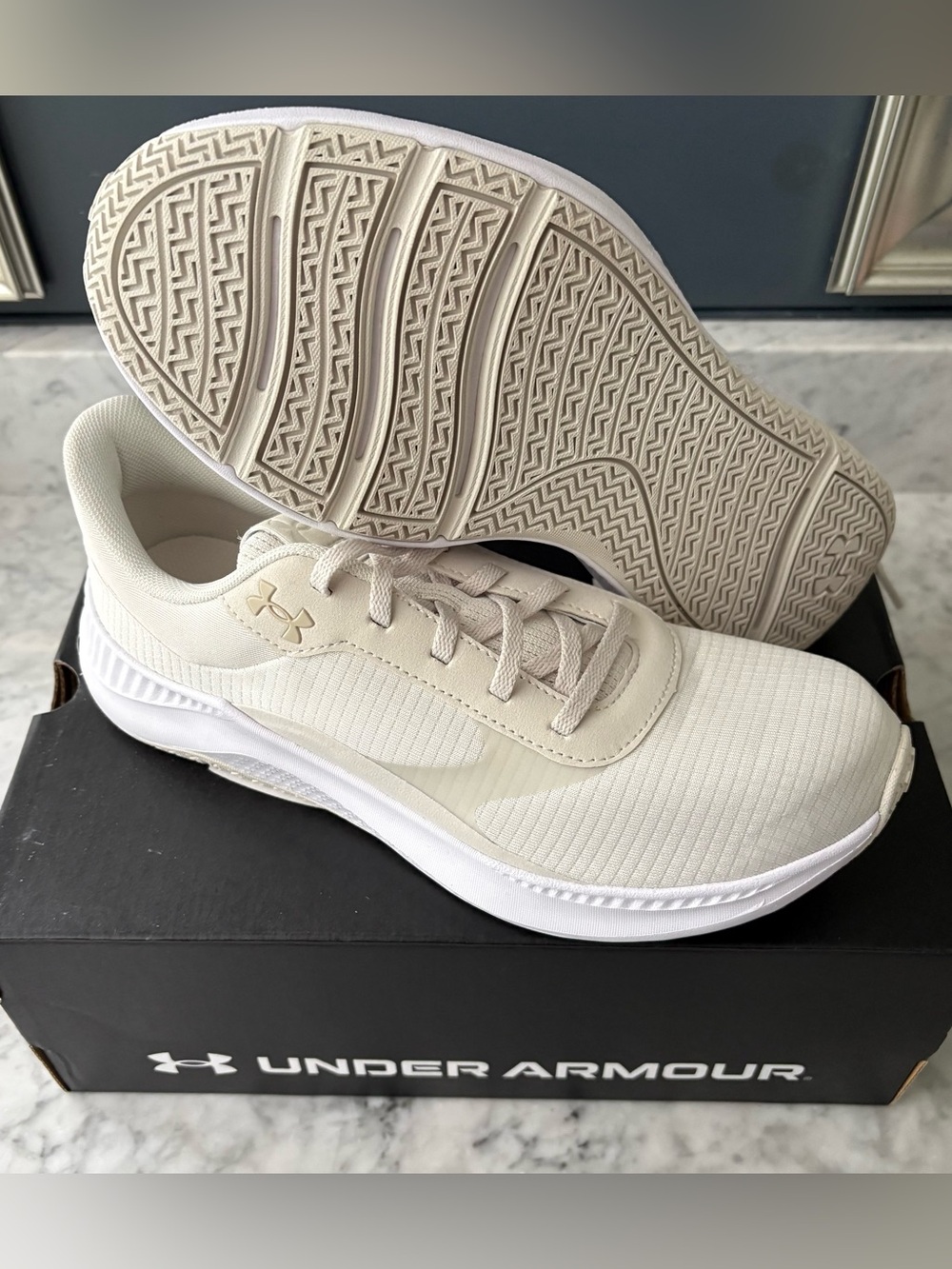 Under Armour Aurora 3 Women's Training Shoe Lightweight Sneakers White Size 10